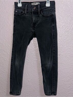 abercrombie kids Black Skinny Boys 5/6 Jeans